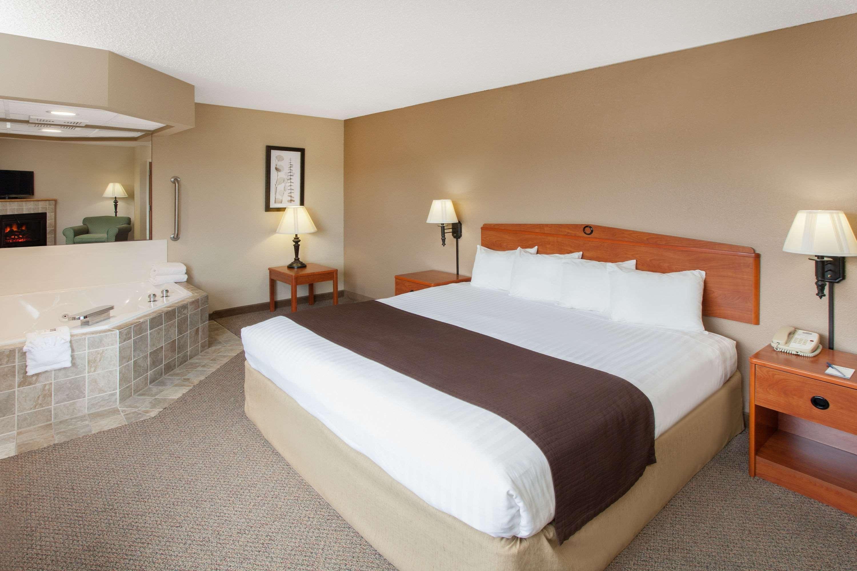 Americinn By Wyndham Greenville Dış mekan fotoğraf