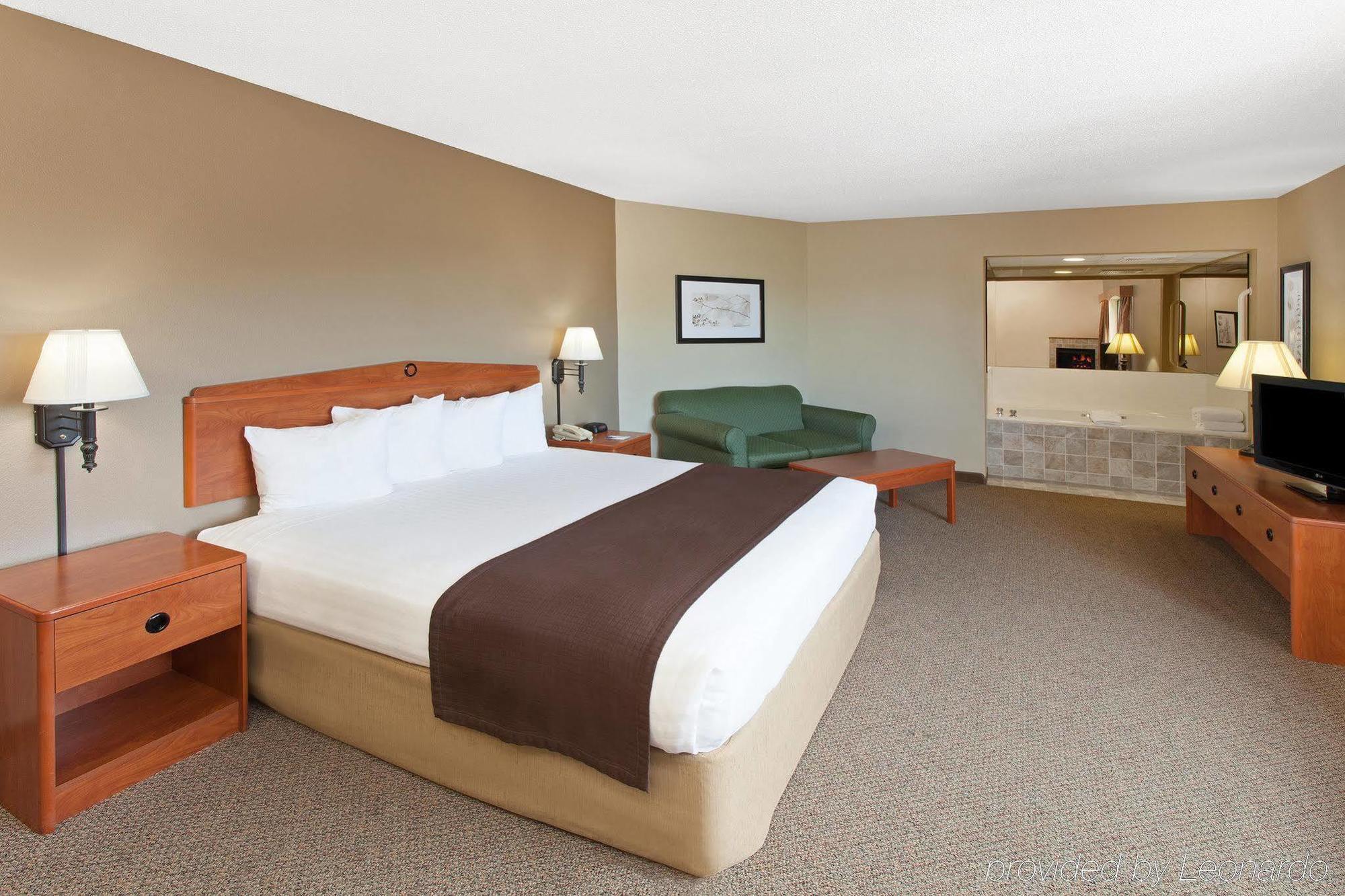 Americinn By Wyndham Greenville Dış mekan fotoğraf